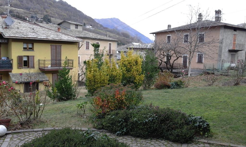 Casa Livia Maria Apartment Teglio Luaran gambar